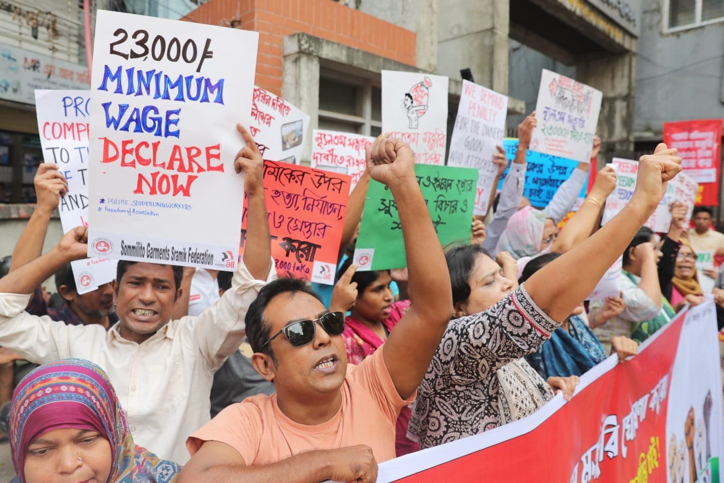 Bangladesh garment workers fight for a living wage